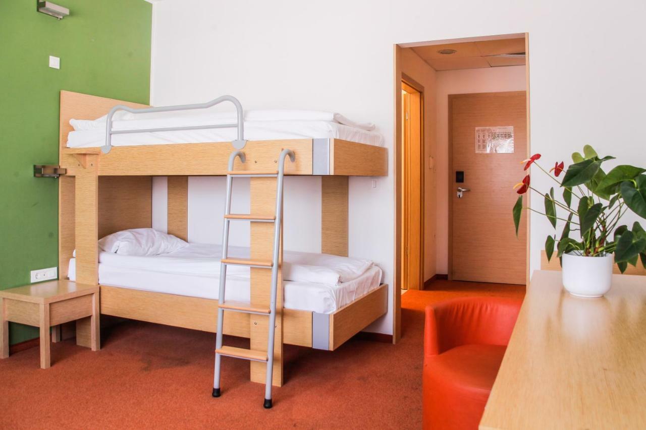 Ruse Hotel Veter מראה חיצוני תמונה