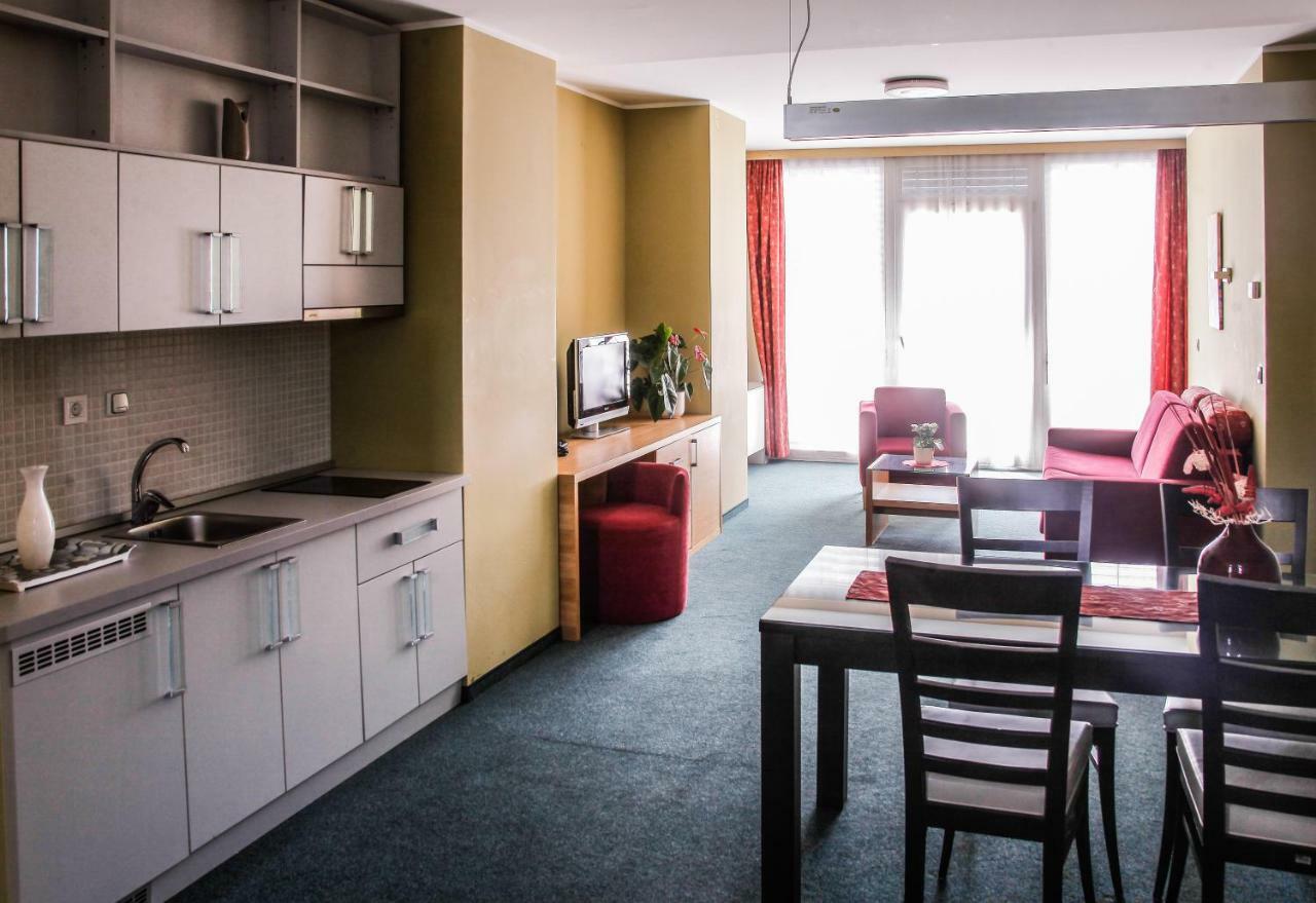 Ruse Hotel Veter מראה חיצוני תמונה